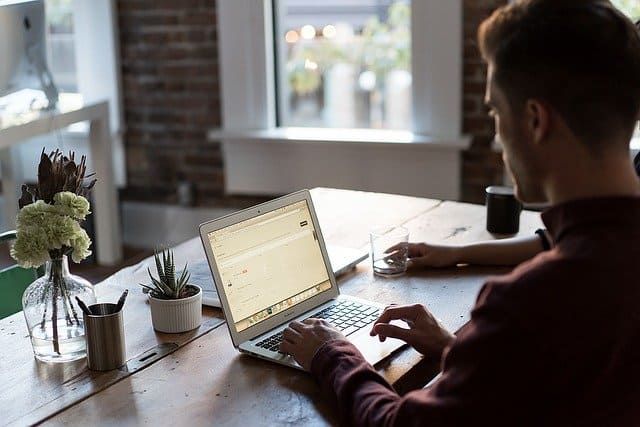 Pengertian Content Writer dan Manfaatnya Bagi Perkembangan Informasi