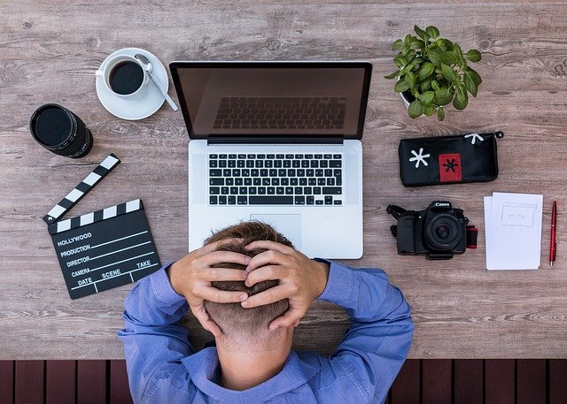 Capeknya Menjadi Penulis Profesional yang Perlu Kamu Tahu Akibatnya