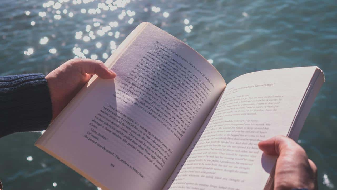 Tertarik Menulis Buku? Kenali Dulu Genrenya