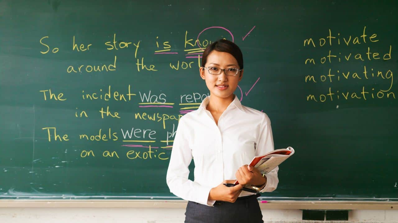 Tips Mengasah Keterampilan Menulis Buku untuk Guru