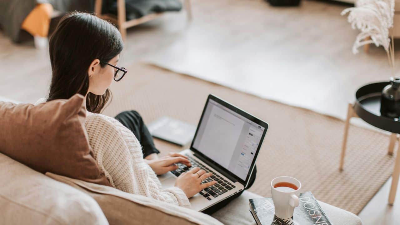 5 Strategi Membangun Reputasi Melalui Karya Tulis