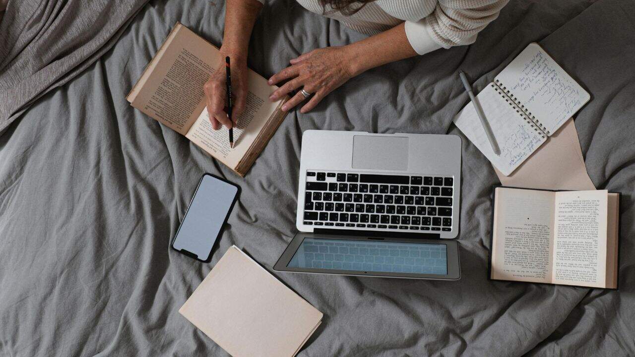 5 Strategi Membangun Reputasi Melalui Karya Tulis