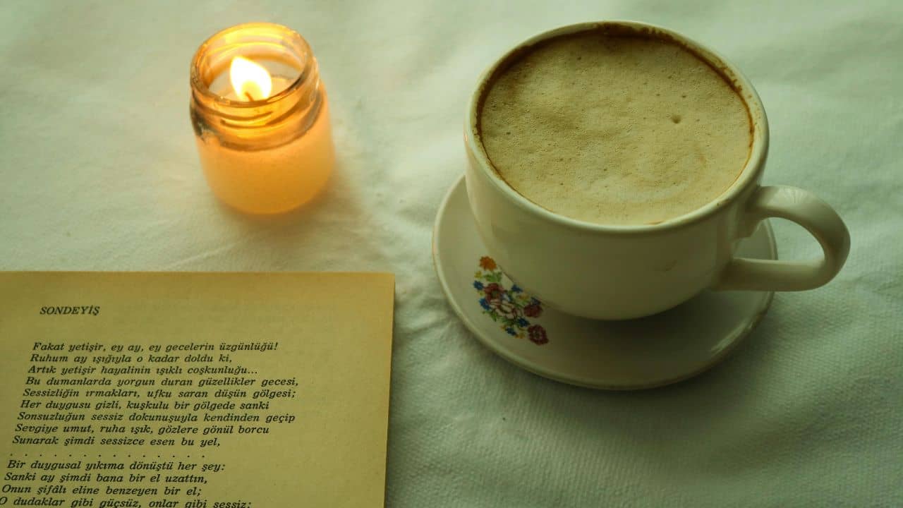 Cara Memahami Isi Puisi yang Perlu Kamu Ketahui