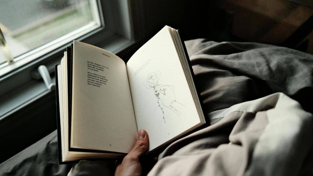 Cara Memahami Isi Puisi yang Perlu Kamu Ketahui