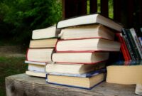 Royalti Buku: Pengertian, Cara Kerja, Pihak yang Diuntungkan dan Tips agar Tidak Dirugikan