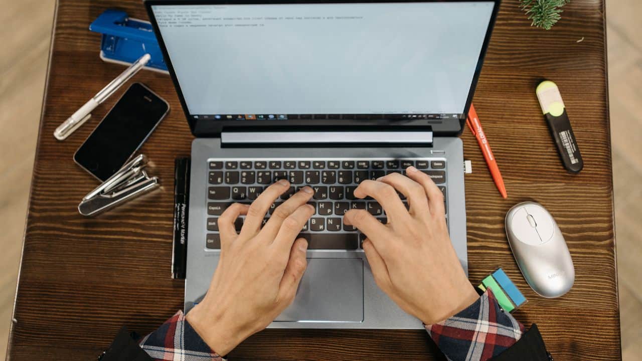 Tips Menyusun Outline Novel agar Proses Menulis Lebih Terstruktur